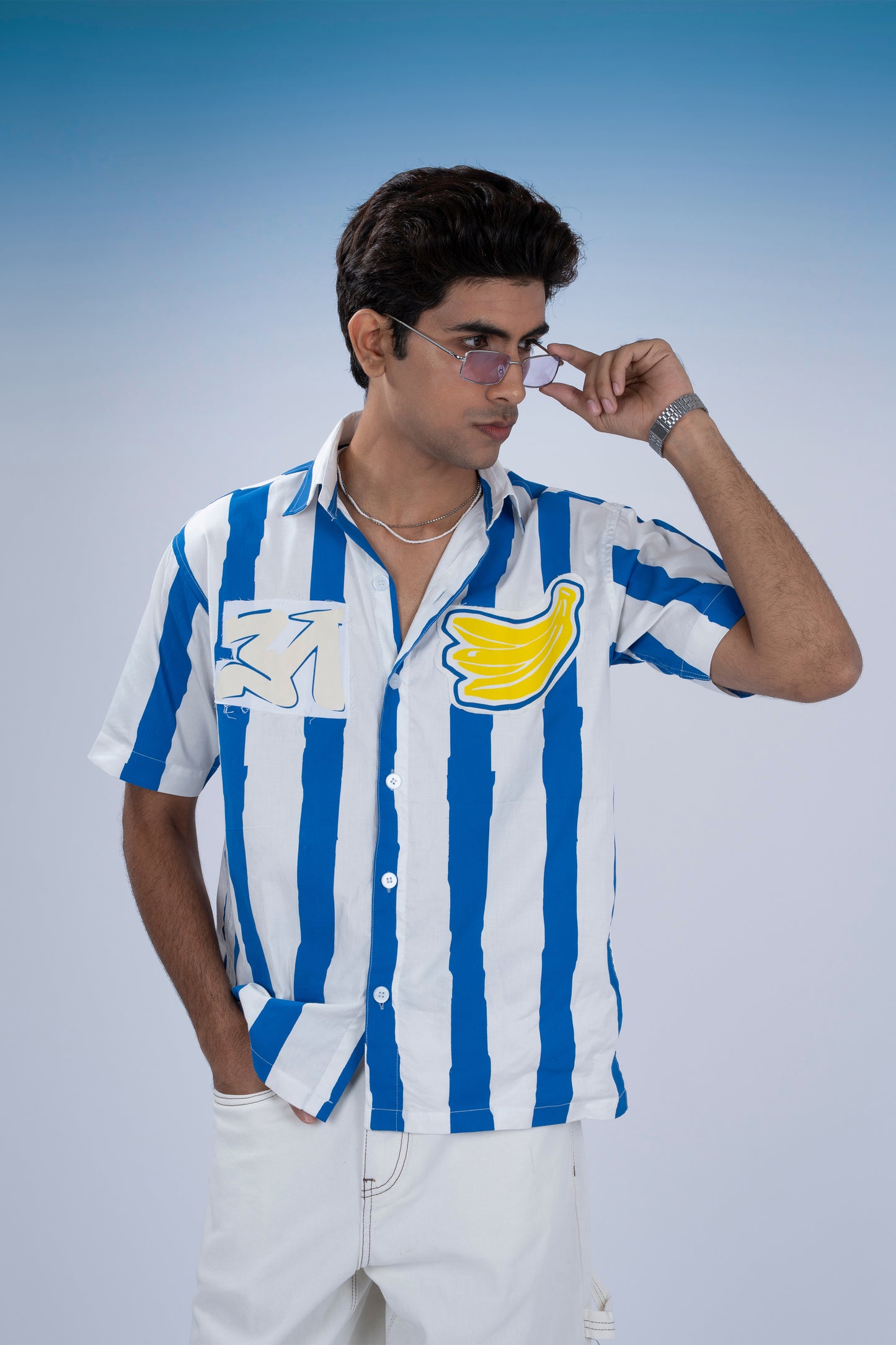 AKELA Shirt