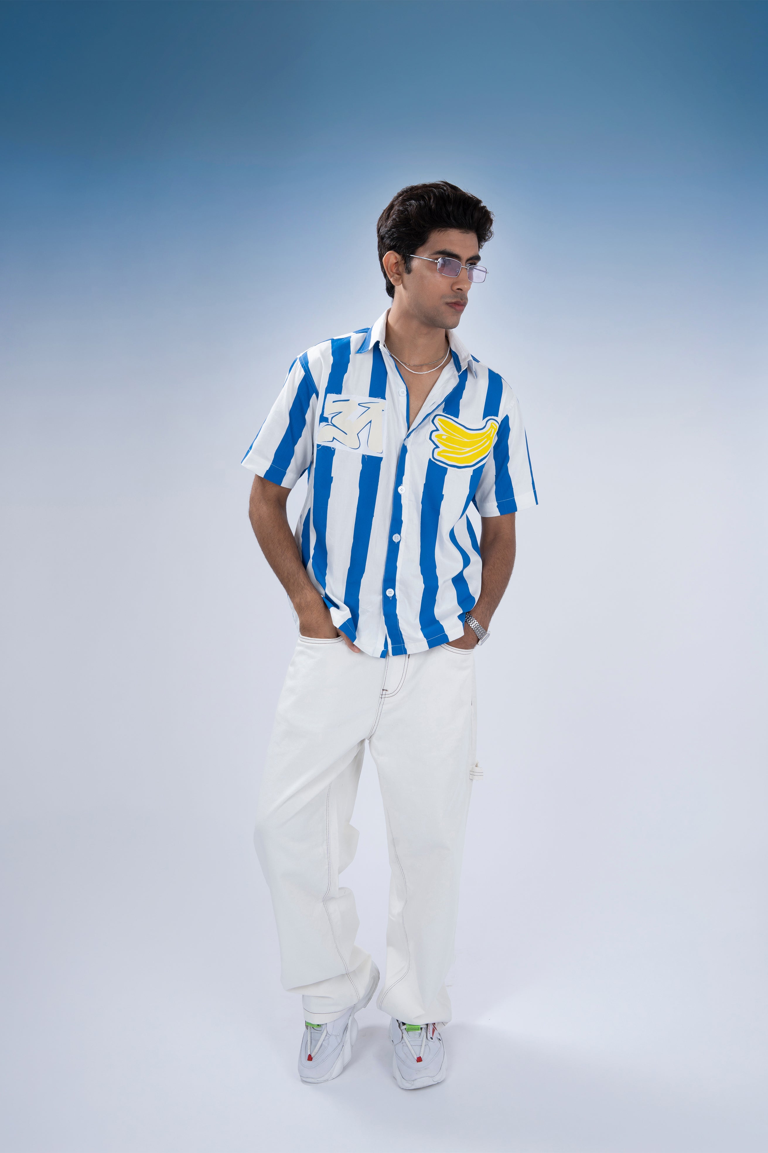 AKELA Shirt